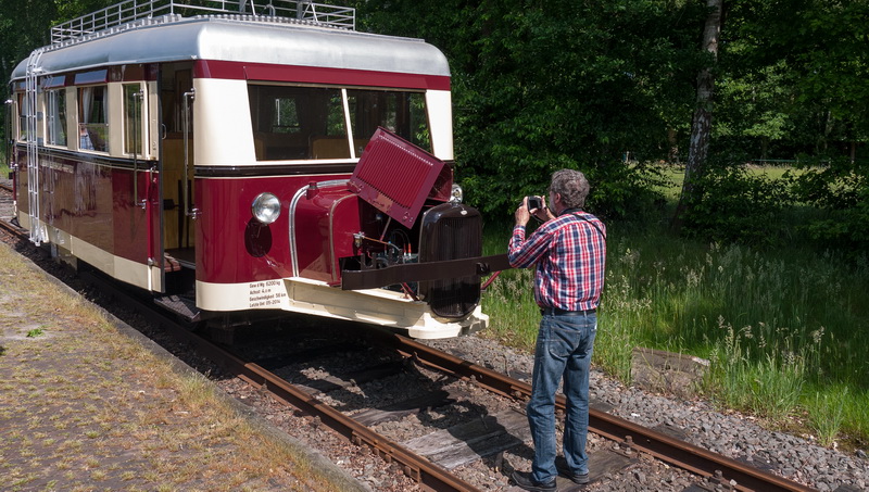 Wismarer Schienenbus.
